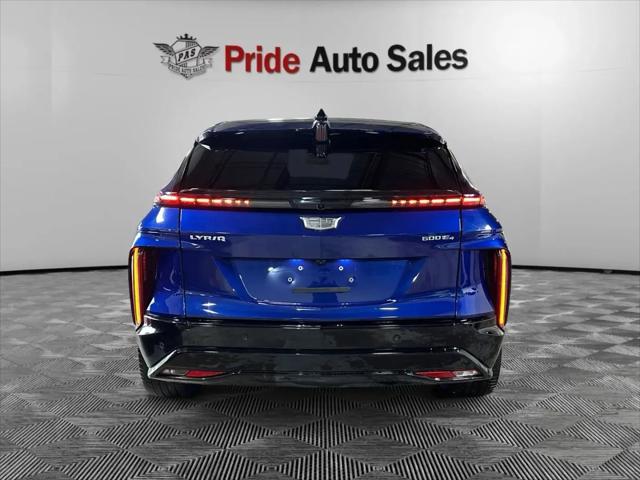2024 Cadillac iQ Sport w/1SK