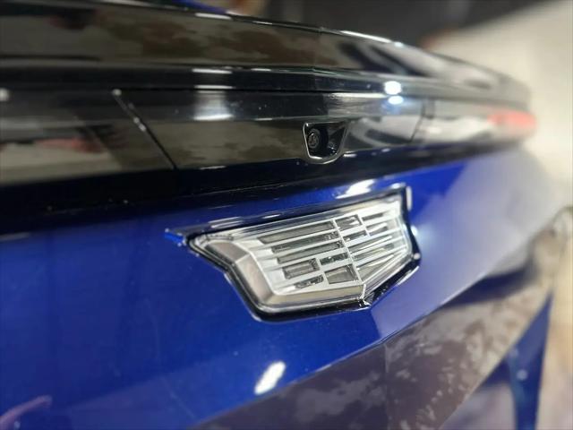 2024 Cadillac iQ Sport w/1SK