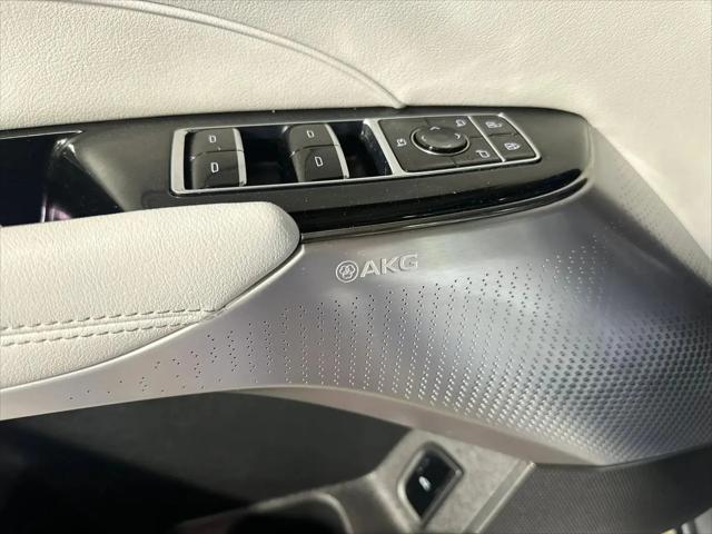 2024 Cadillac iQ Sport w/1SK