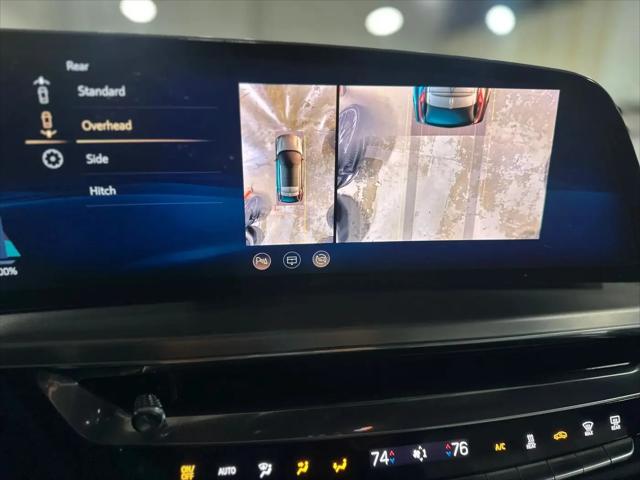 2024 Cadillac iQ Sport w/1SK