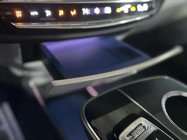 2024 Cadillac iQ Sport w/1SK