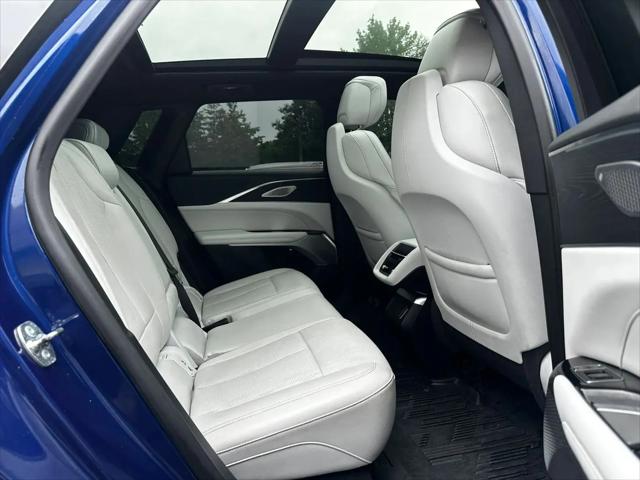 2024 Cadillac iQ Sport w/1SK