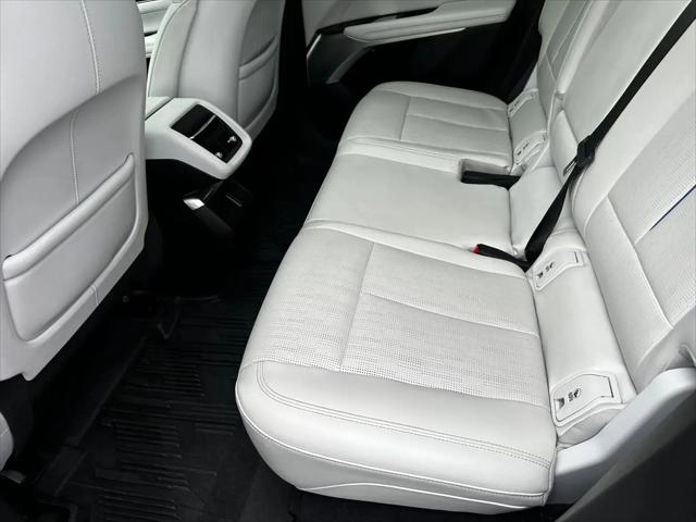 2024 Cadillac iQ Sport w/1SK