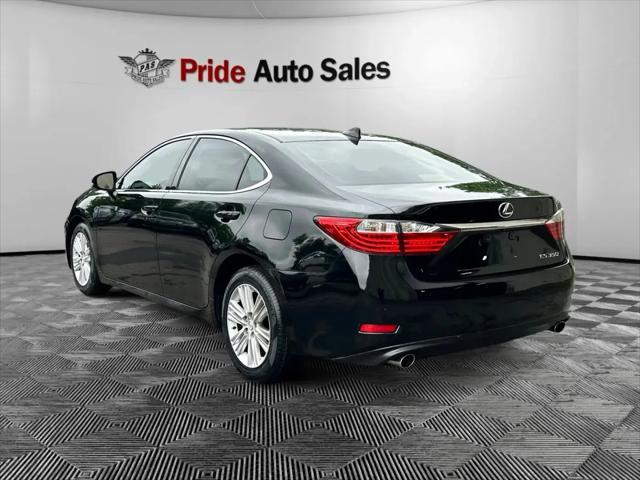 2015 Lexus ES 350 Crafted Line
