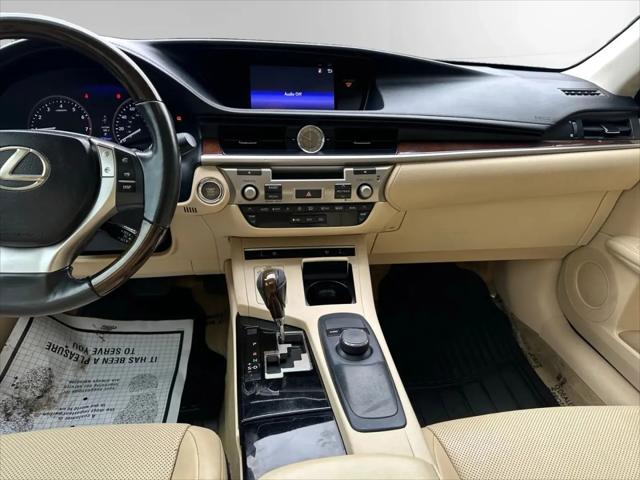 2015 Lexus ES 350 Crafted Line