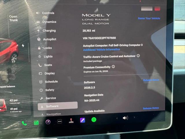 2023 Tesla Model Y Long Range Dual Motor All-Wheel Drive