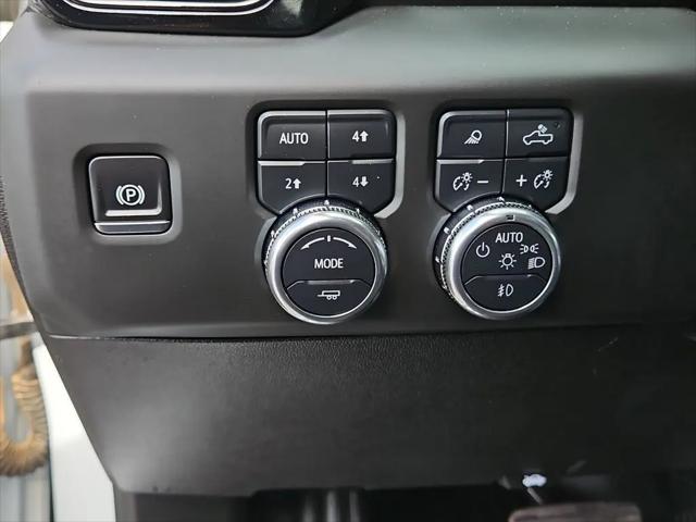 2025 GMC Sierra 2500HD 4WD Crew Cab Standard Bed AT4