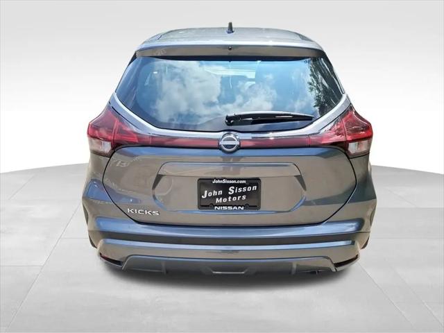 2025 Nissan Kicks S