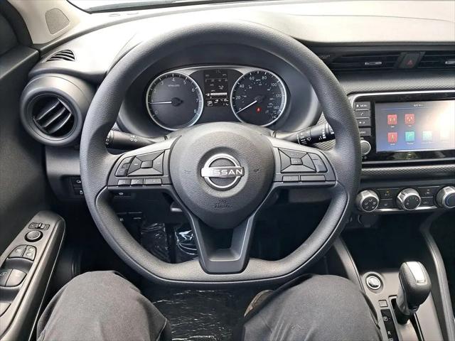 2025 Nissan Kicks S