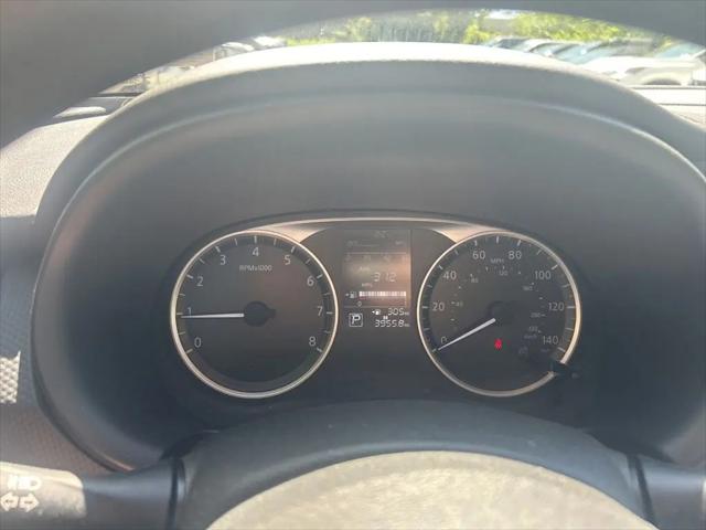 2025 Nissan Kicks S