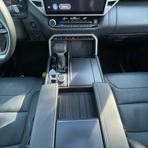 2025 Toyota Sequoia SR5
