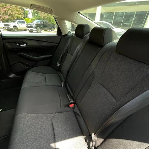 2025 Honda Accord Sedan SE