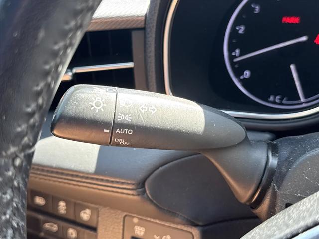 2019 Toyota Avalon Touring