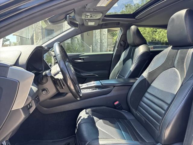 2019 Toyota Avalon Touring