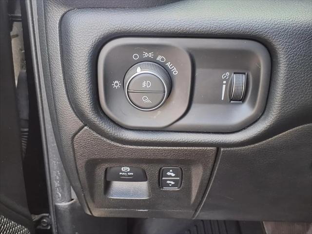2021 Ram 1500 Big Horn Crew Cab 4x4 5'7" Box