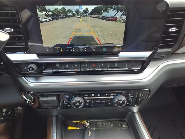 2026 Chevrolet Silverado 2500HD Crew Cab, Standard Bed, High Country, 4WD