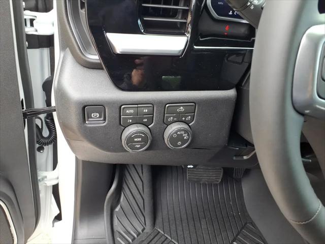 2026 Chevrolet Silverado 1500 4WD Crew Cab Standard Bed LT