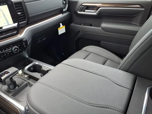 2026 Chevrolet Silverado 1500 4WD Crew Cab Standard Bed LT