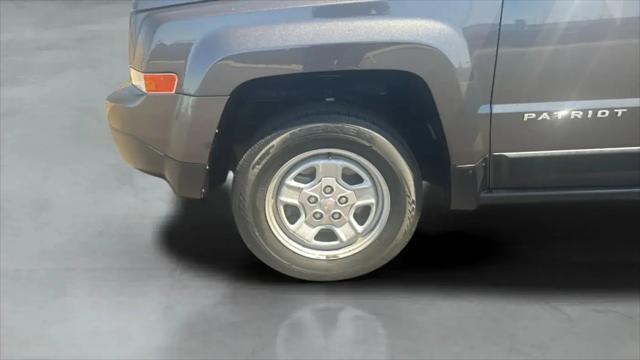 2016 Jeep Patriot Sport