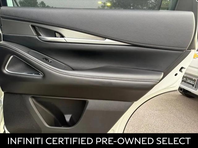 2023 INFINITI QX60 LUXE AWD
