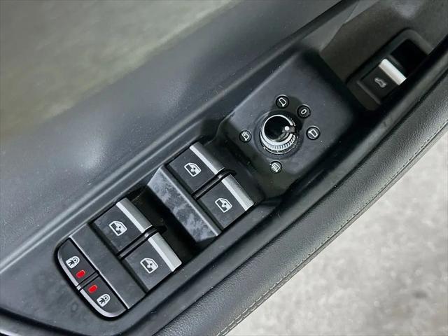 2024 Audi A4 Premium Plus 45 TFSI S line quattro S tronic