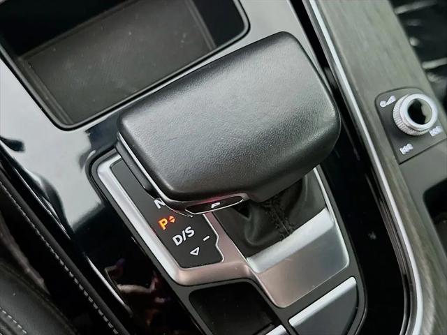 2024 Audi A4 Premium Plus 45 TFSI S line quattro S tronic