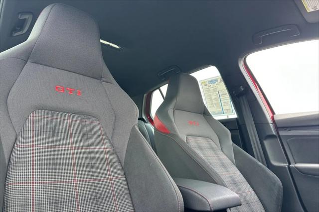 2024 Volkswagen Golf GTI 2.0T S