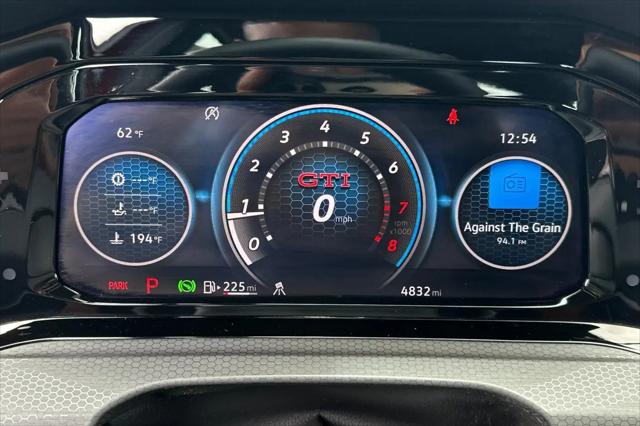 2024 Volkswagen Golf GTI 2.0T S