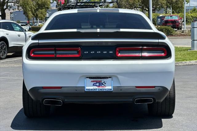 2016 Dodge Challenger R/T Plus