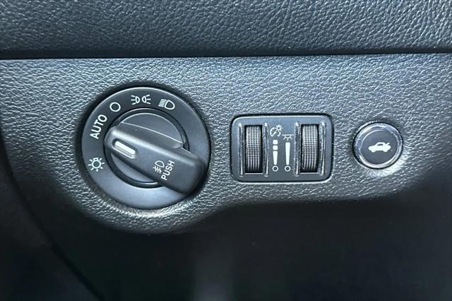 2016 Dodge Challenger R/T Plus