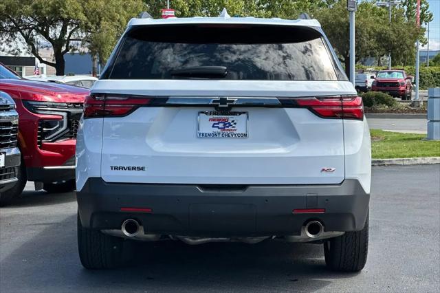 2022 Chevrolet Traverse FWD RS
