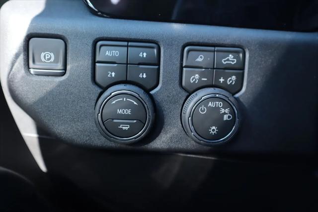 2026 Chevrolet Silverado 1500 4WD Crew Cab Standard Bed LT