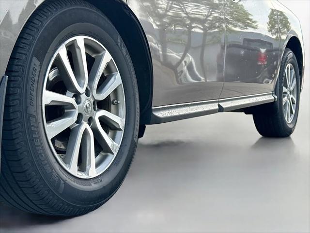 2014 Nissan Pathfinder SV
