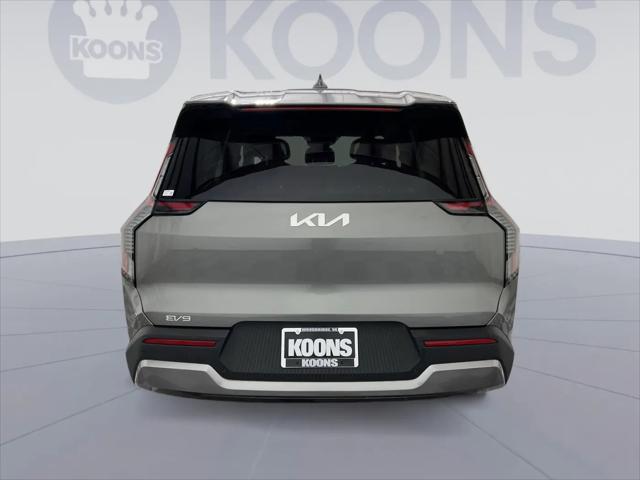 2024 Kia EV9 Light Short Range