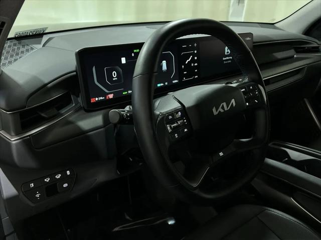 2024 Kia EV9 Light Short Range