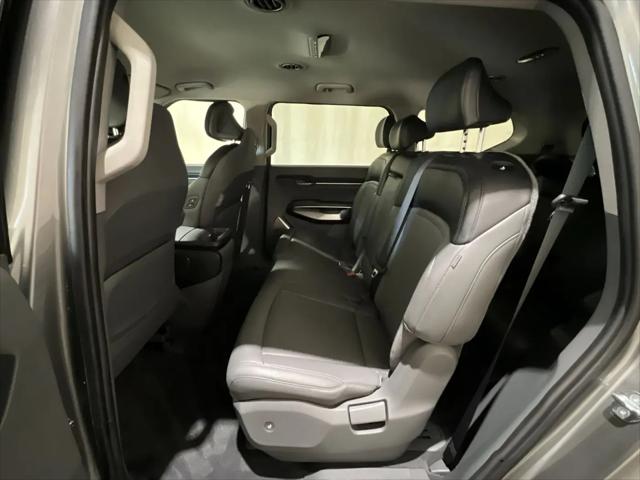 2024 Kia EV9 Light Short Range