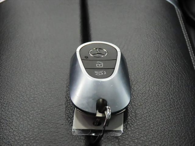 2025 Mercedes-Benz C-CLASS C 300 C 300