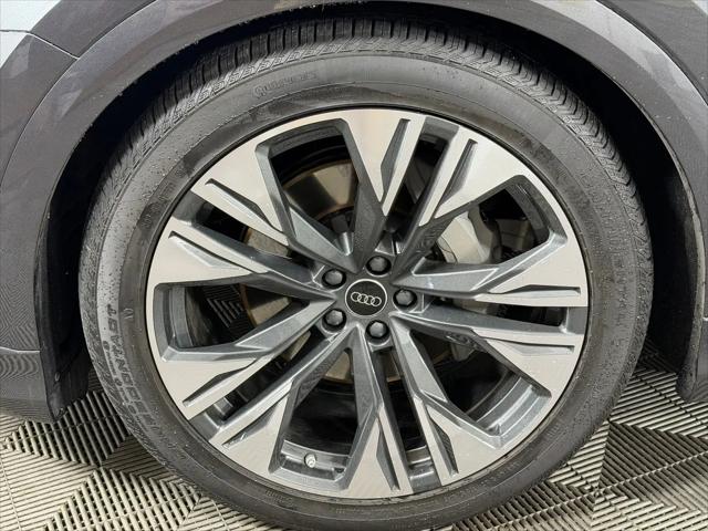 2026 Audi Q8 Premium Plus 55 TFSI quattro Tiptronic