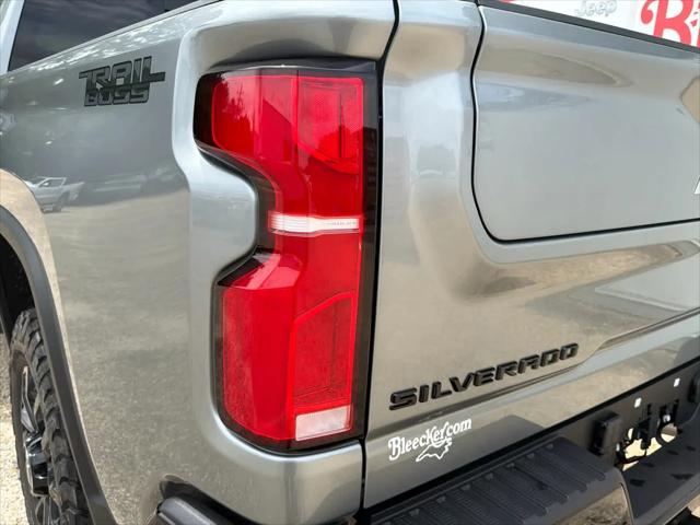 2026 Chevrolet Silverado 2500HD Crew Cab, Standard Bed, LT, 4WD