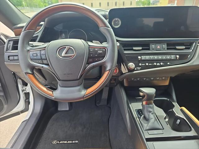 2024 Lexus ES 350 Ultra Luxury