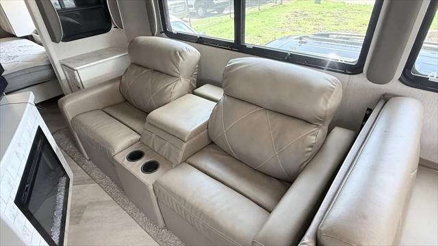 2021 Ford F-53 Base
