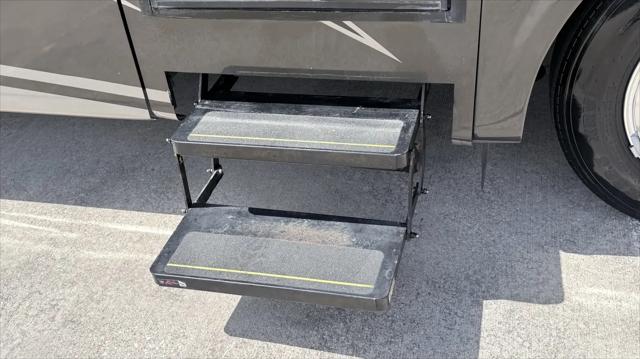 2021 Ford F-53 Base
