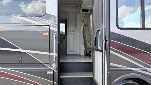 2021 Ford F-53 Base