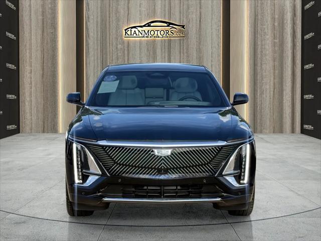 2024 Cadillac iQ Luxury w/1SE