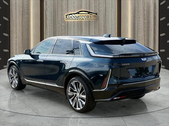 2024 Cadillac iQ Luxury w/1SE