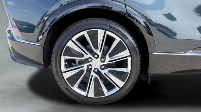 2024 Cadillac iQ Luxury w/1SE