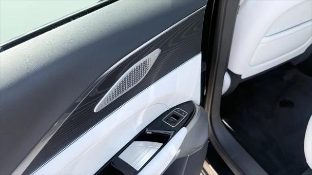 2024 Cadillac iQ Luxury w/1SE