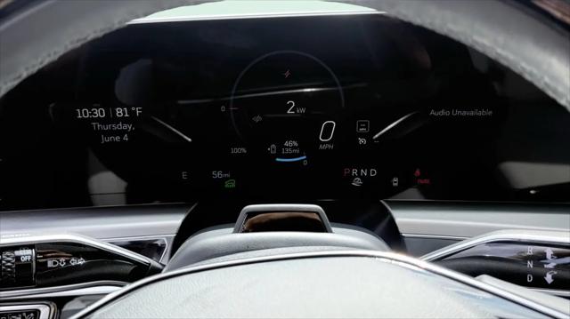 2024 Cadillac iQ Luxury w/1SE