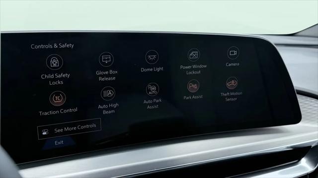 2024 Cadillac iQ Luxury w/1SE