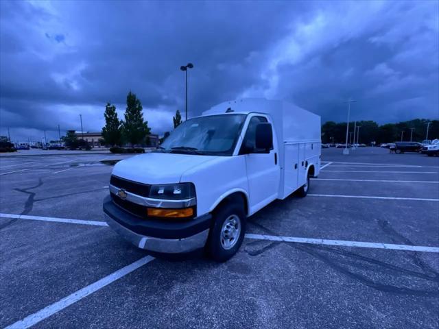 2026 Chevrolet Express Cutaway Work Van
